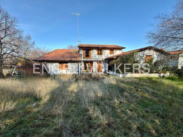 Villetta indipendente in vendita di 460 m² in Località Santa Croce, 10