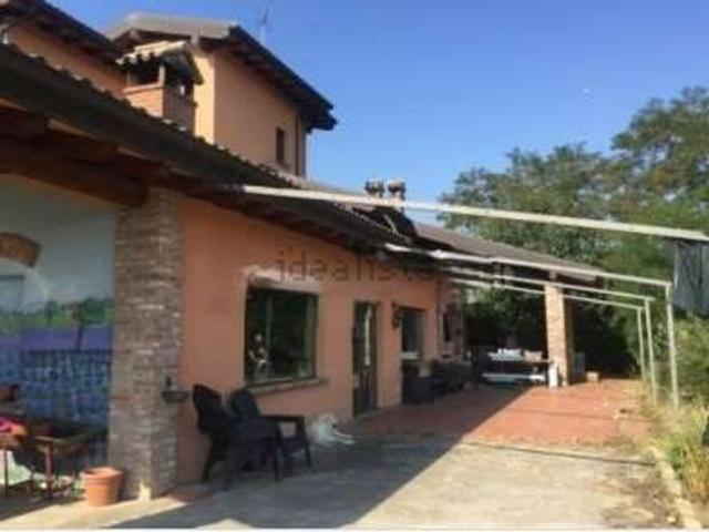 Villetta indipendente in vendita di 462 m² in Località Casa Oliva, 127
