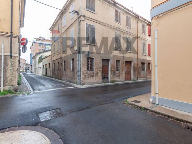 Villetta indipendente in vendita di 463 m² in Via Giuseppe Rocca, 52