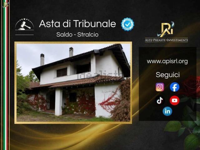 Villetta indipendente in vendita di 463 m² in Frazione Castiglione, 192