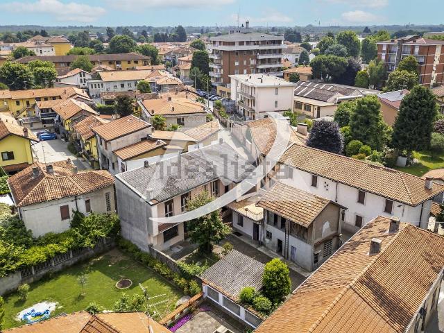 Villetta indipendente in vendita di 468 m² in Via Acerbi, 70