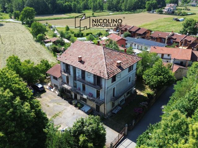 Villetta indipendente in vendita di 469 m² in Via Valdarello, 14