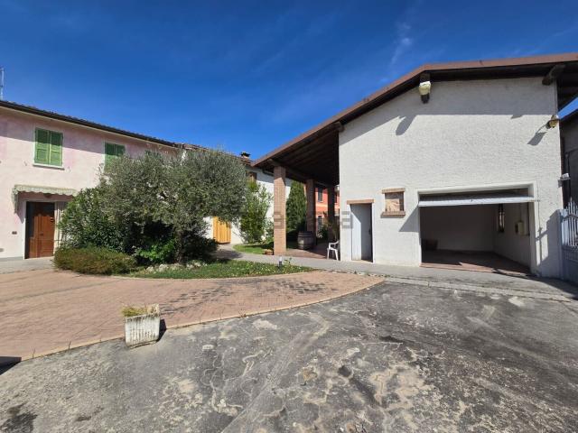 Villetta indipendente in vendita di 475 m²
