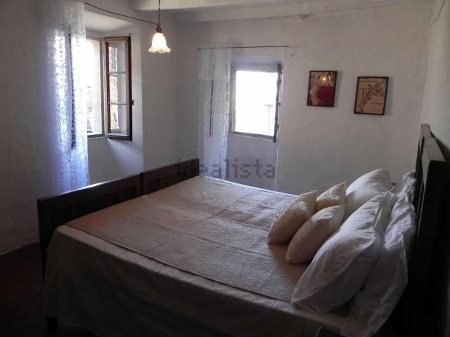 Villetta indipendente in vendita di 475 m² in Via Giugnola, 8