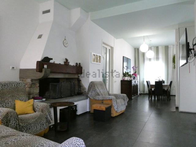Villetta indipendente in vendita di 480 m² in Via Giulio Masini