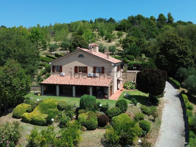 Villetta indipendente in vendita di 480 m² in Via San Savino, 12