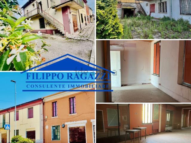 Villetta indipendente in vendita di 480 m² in Via Settimo Raimondi, 20