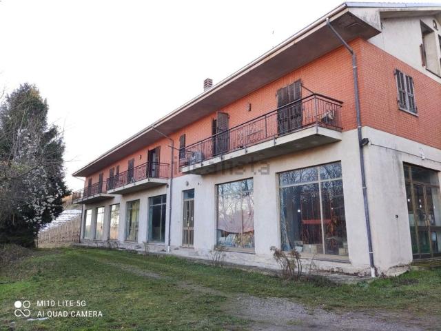 Villetta indipendente in vendita di 480 m² in Via Roma