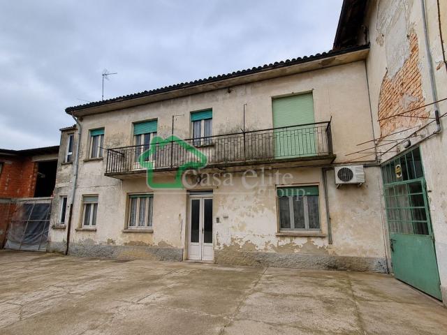 Villetta indipendente in vendita di 481 m² in Via Cappuccini