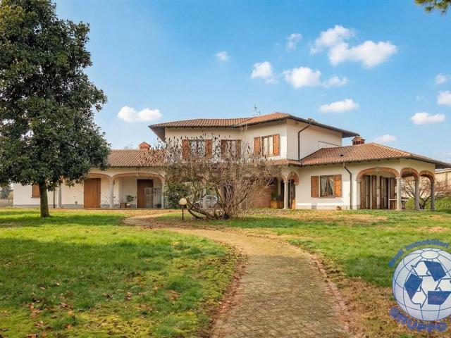 Villetta indipendente in vendita di 483 m² in Strada Vicinale della Canova, 4