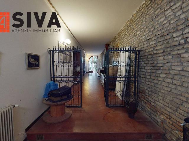 Villetta indipendente in vendita di 486 m² in Via Camillo Benso Cavour, 85