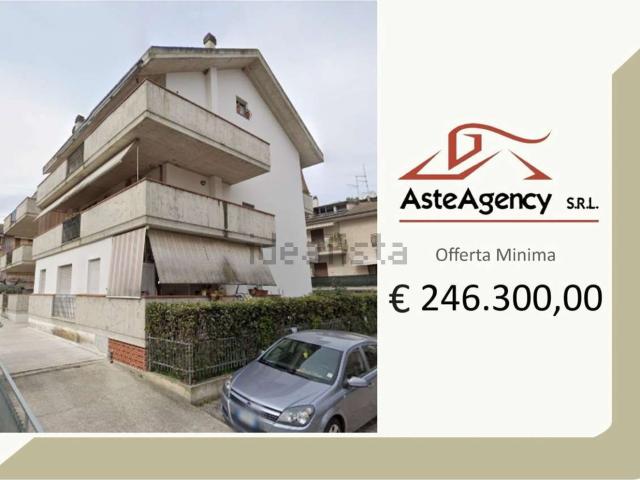 Villetta indipendente in vendita di 488 m² in Via delle Betulle, 7