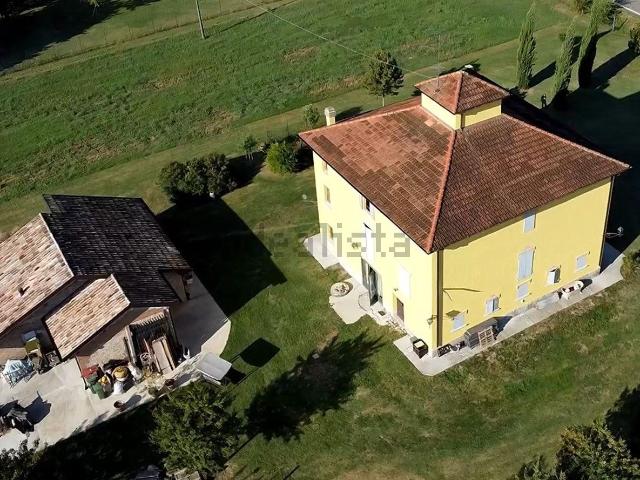 Villetta indipendente in vendita di 490 m²