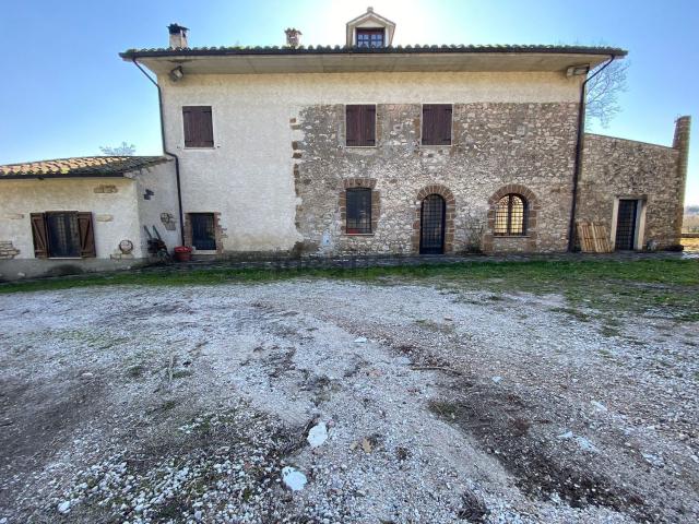 Villetta indipendente in vendita di 500 m²