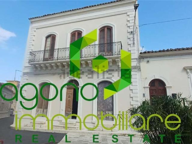Villetta indipendente in vendita di 500 m² in Via Carmine
