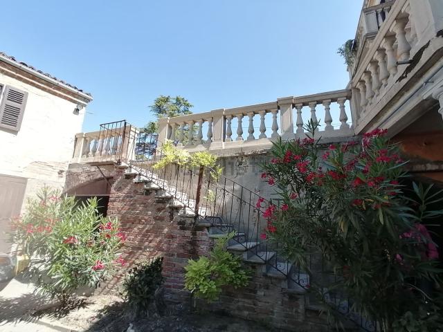 Villetta indipendente in vendita di 500 m² in Via Ca&apos  Chiesa di San Lorenzo, 24
