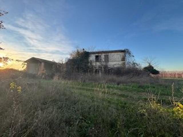 Villetta indipendente in vendita di 500 m² in Via Cervese