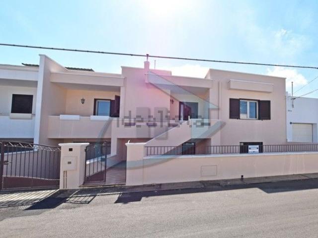 Villetta indipendente in vendita di 500 m² in Via G. Pascoli