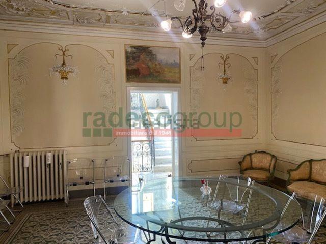 Villetta indipendente in vendita di 500 m² in Via Gaetano D&apos Alesio, 24