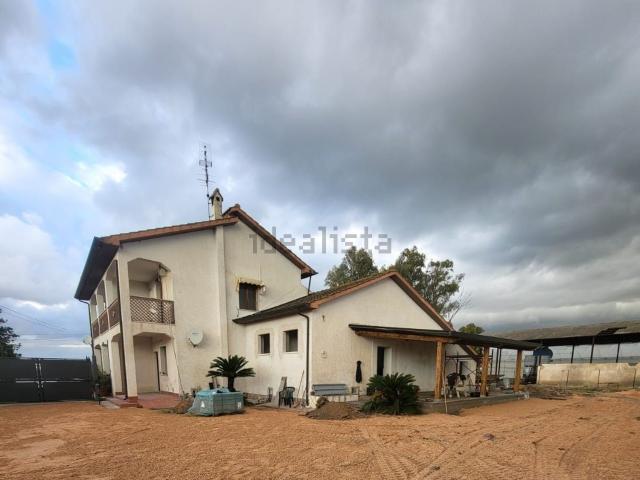 Villetta indipendente in vendita di 500 m² in Via Guardiola