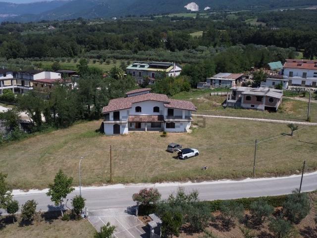 Villetta indipendente in vendita di 500 m² in Via fattori