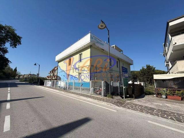 Villetta indipendente in vendita di 500 m² in Via Frentana, 148