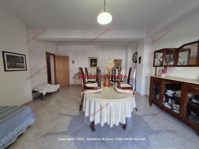 Villetta indipendente in vendita di 500 m² in Via Salemi, 88