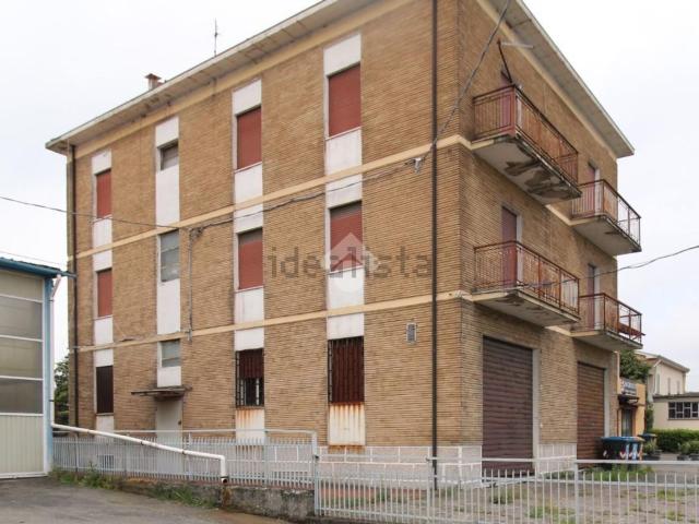 Villetta indipendente in vendita di 500 m² in Via Radici in Monte, 1