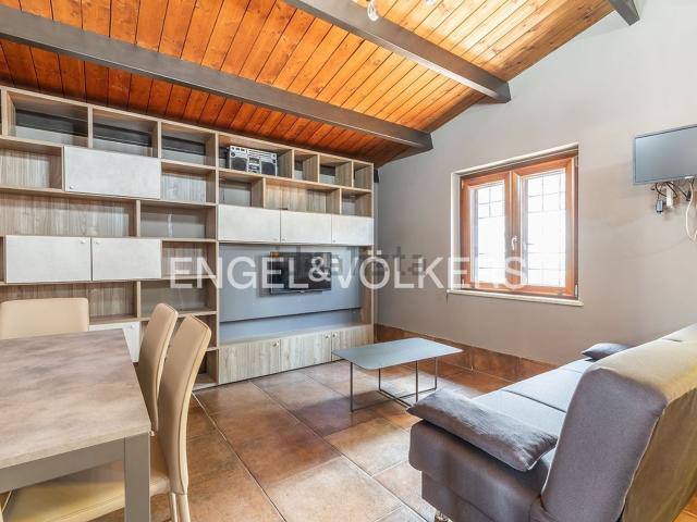 Villetta indipendente in vendita di 500 m² in Via Vaccarizzo Albanese, 9