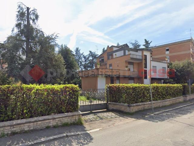 Villetta indipendente in vendita di 500 m² in Via Vado del Tufo, 95