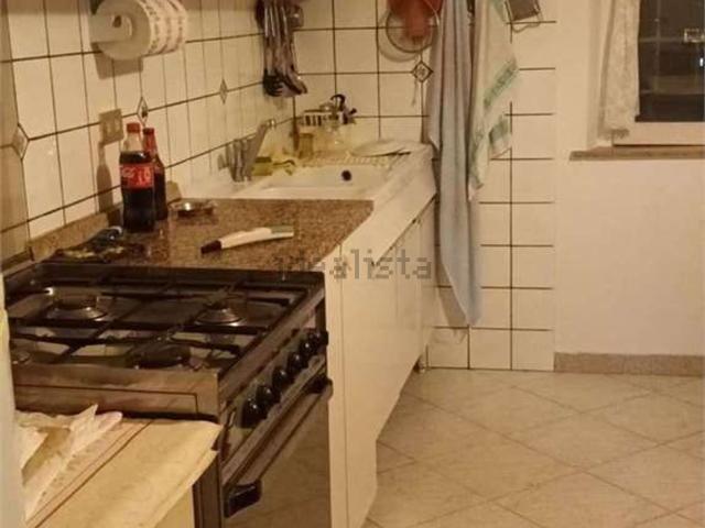 Villetta indipendente in vendita di 500 m² in Via Valrossenna