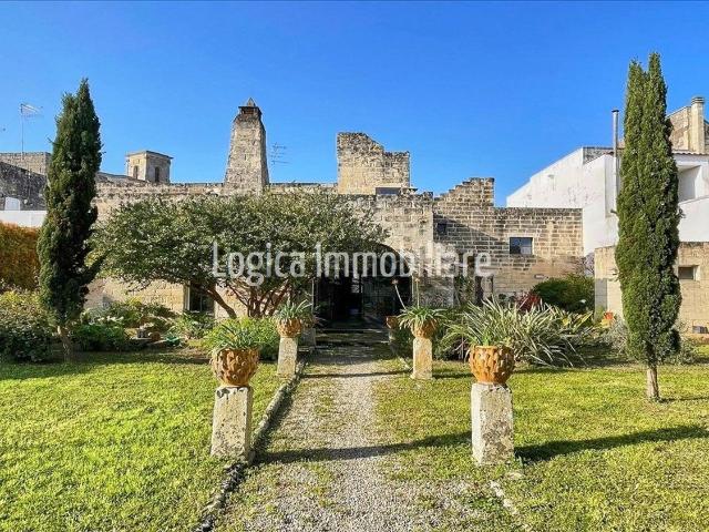 Villetta indipendente in vendita di 500 m² in Via Vittorio Emanuele III