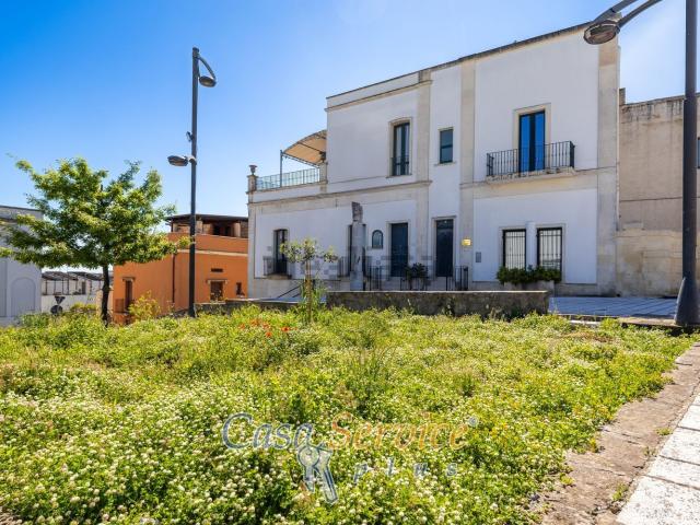 Villetta indipendente in vendita di 500 m² in Piazza Libertà