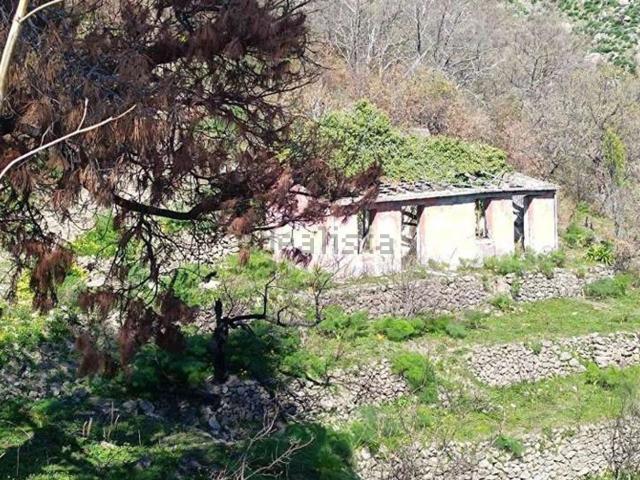 Villetta indipendente in vendita di 500 m² in Strada Comunale