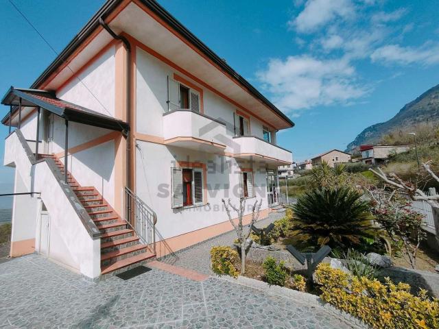 Villetta indipendente in vendita di 500 m² in Strada Rotabile