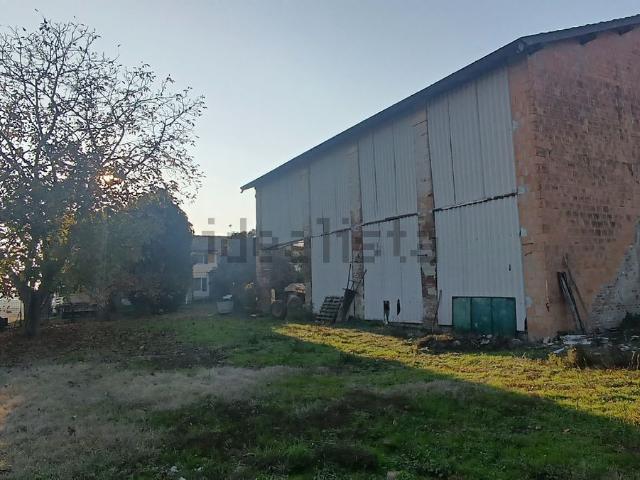 Villetta indipendente in vendita di 504 m² in Via Bene Amato