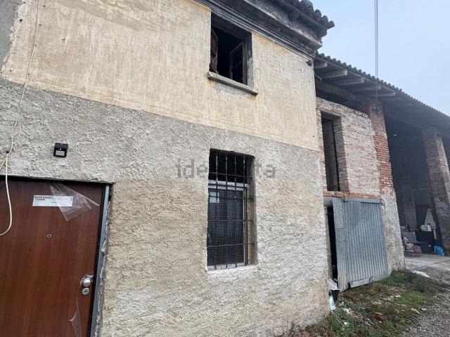 Villetta indipendente in vendita di 50 m² in Via Emilia