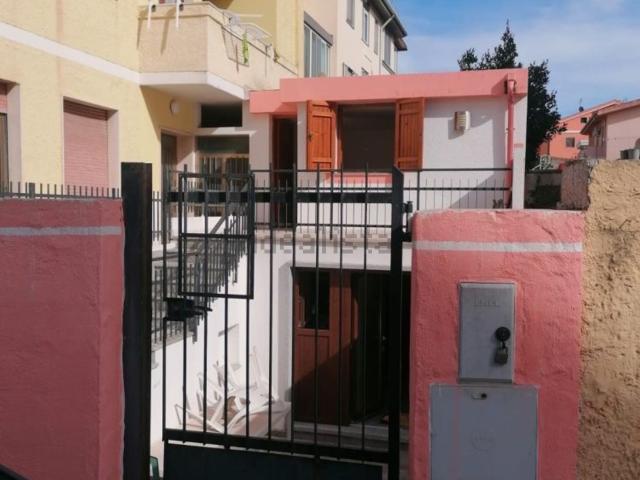 Villetta indipendente in vendita di 50 m² in Via Monte d&apos Olla