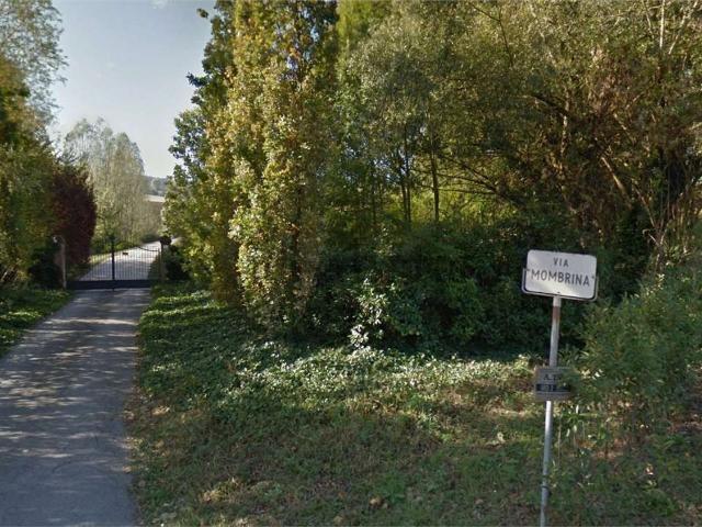 Villetta indipendente in vendita di 512 m² in Via Mombrina, 21