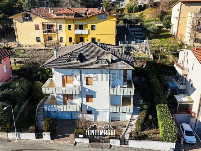 Villetta indipendente in vendita di 512 m² in Via San Bernardino, 24