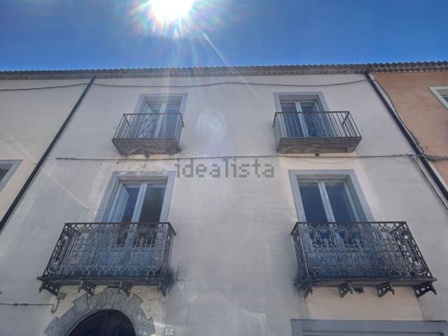 Villetta indipendente in vendita di 518 m² in Piazza del Popolo