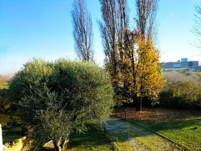 Villetta indipendente in vendita di 522 m² in Via Lavagno