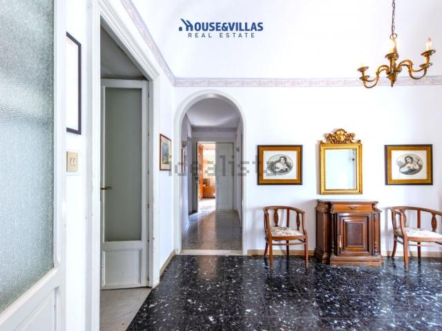 Villetta indipendente in vendita di 532 m² in Via Camillo Benso Conte di Cavour, 91