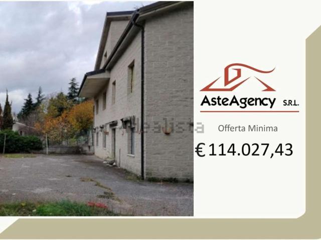 Villetta indipendente in vendita di 532 m² in Via Sant&apos Oronzo, 240