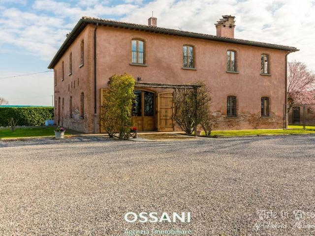 Villetta indipendente in vendita di 534 m² in Via Prati
