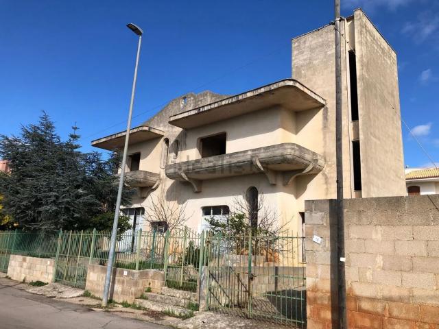 Villetta indipendente in vendita di 544 m² in Via Schiafazzi, 22