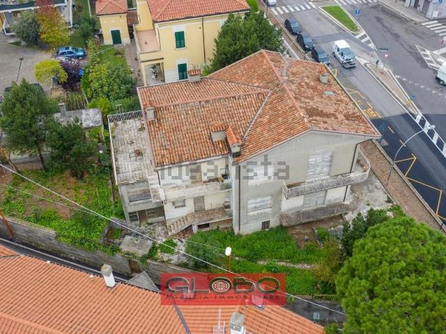 Villetta indipendente in vendita di 548 m²