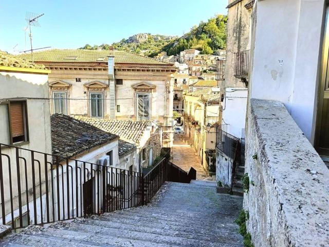 Villetta indipendente in vendita di 54 m² in Via Monserrato, 17