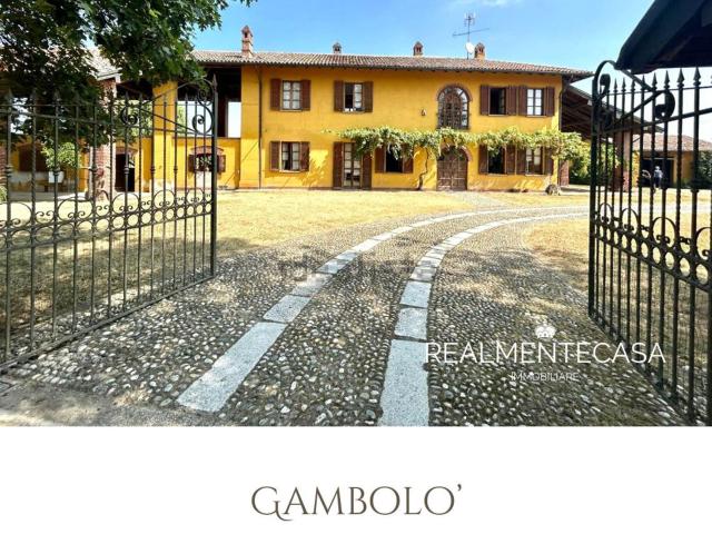 Villetta indipendente in vendita di 550 m² in Via Cascina Nuova Litta