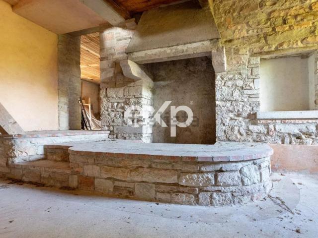 Villetta indipendente in vendita di 550 m² in Via Bencivenne Paganucci